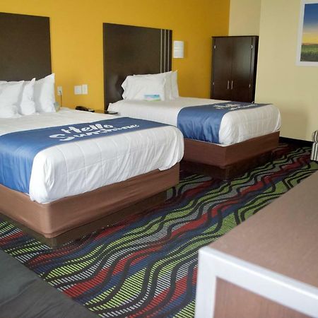 Days Inn & Suites By Wyndham Augusta Near Fort Eisenhower Extérieur photo