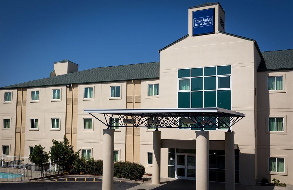 Days Inn & Suites By Wyndham Augusta Near Fort Eisenhower Extérieur photo