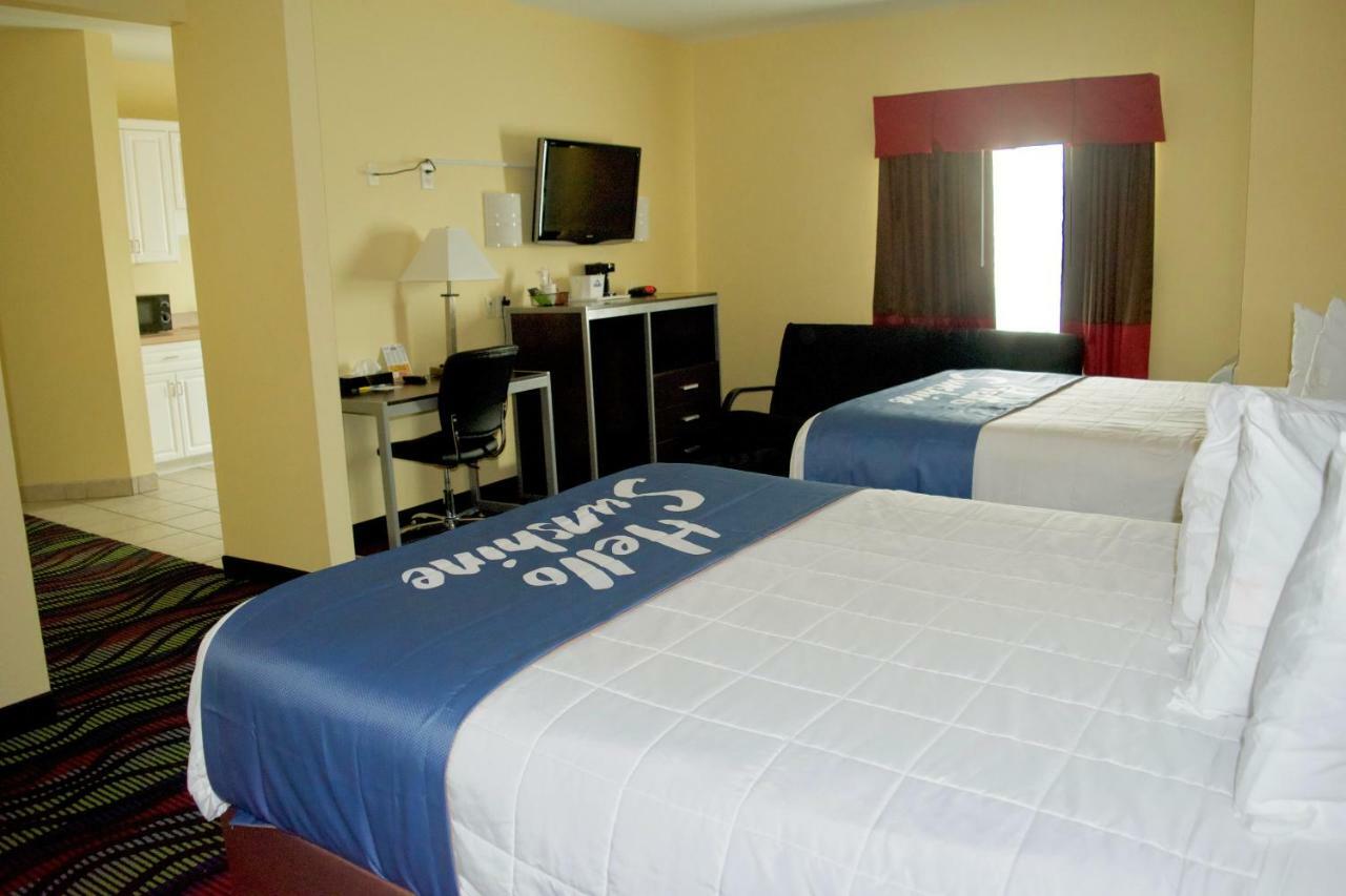 Days Inn & Suites By Wyndham Augusta Near Fort Eisenhower Extérieur photo